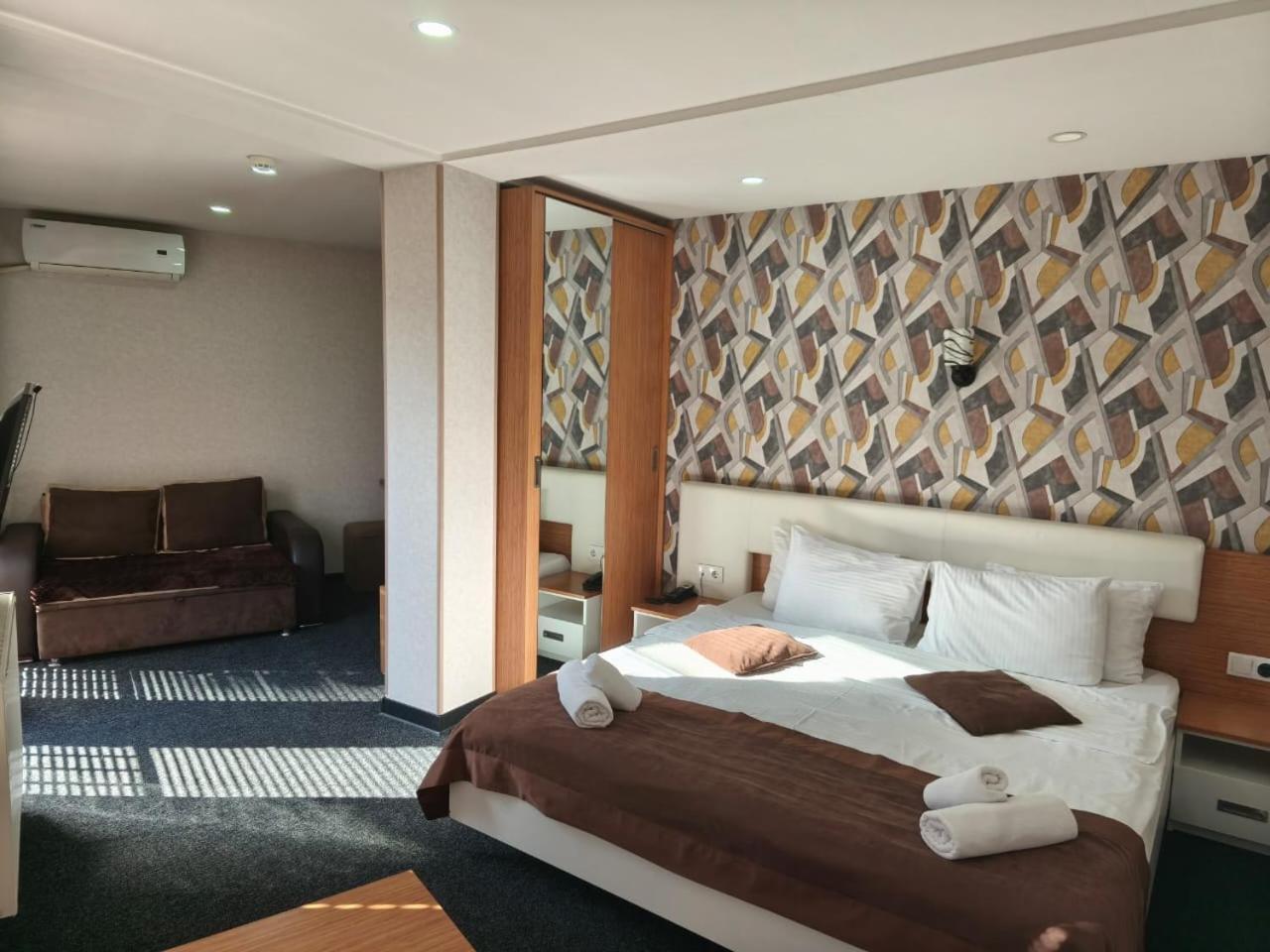 Hotel Voyager Tbilisi Luaran gambar